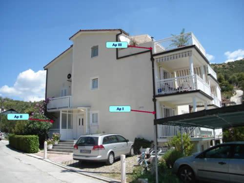 Apartments Luka - Trogir, Marina 150M From The Beach Exterior photo